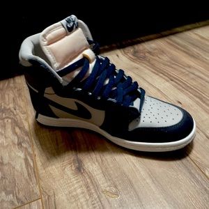 Size 5.5 Jordan 1 retro high 85 Georgetown